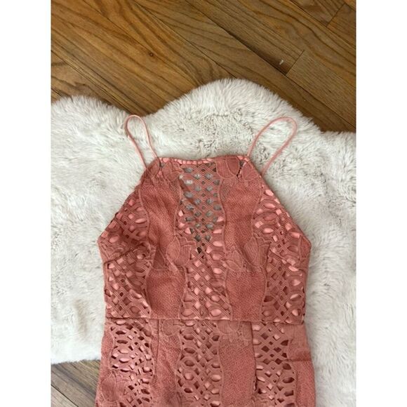 Revolve Endless Rose Lace midi Mermaid Midi Dress Size M - Picture 4 of 7